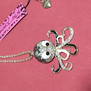 Betsey Octopus Necklace!